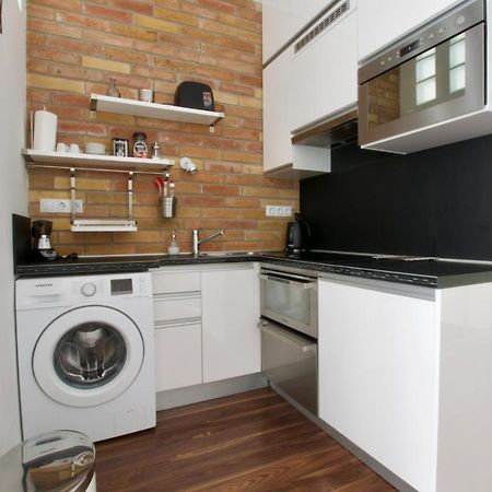 Standard Apartment By Hi5 - Nagymezo 11 Boedapest Buitenkant foto