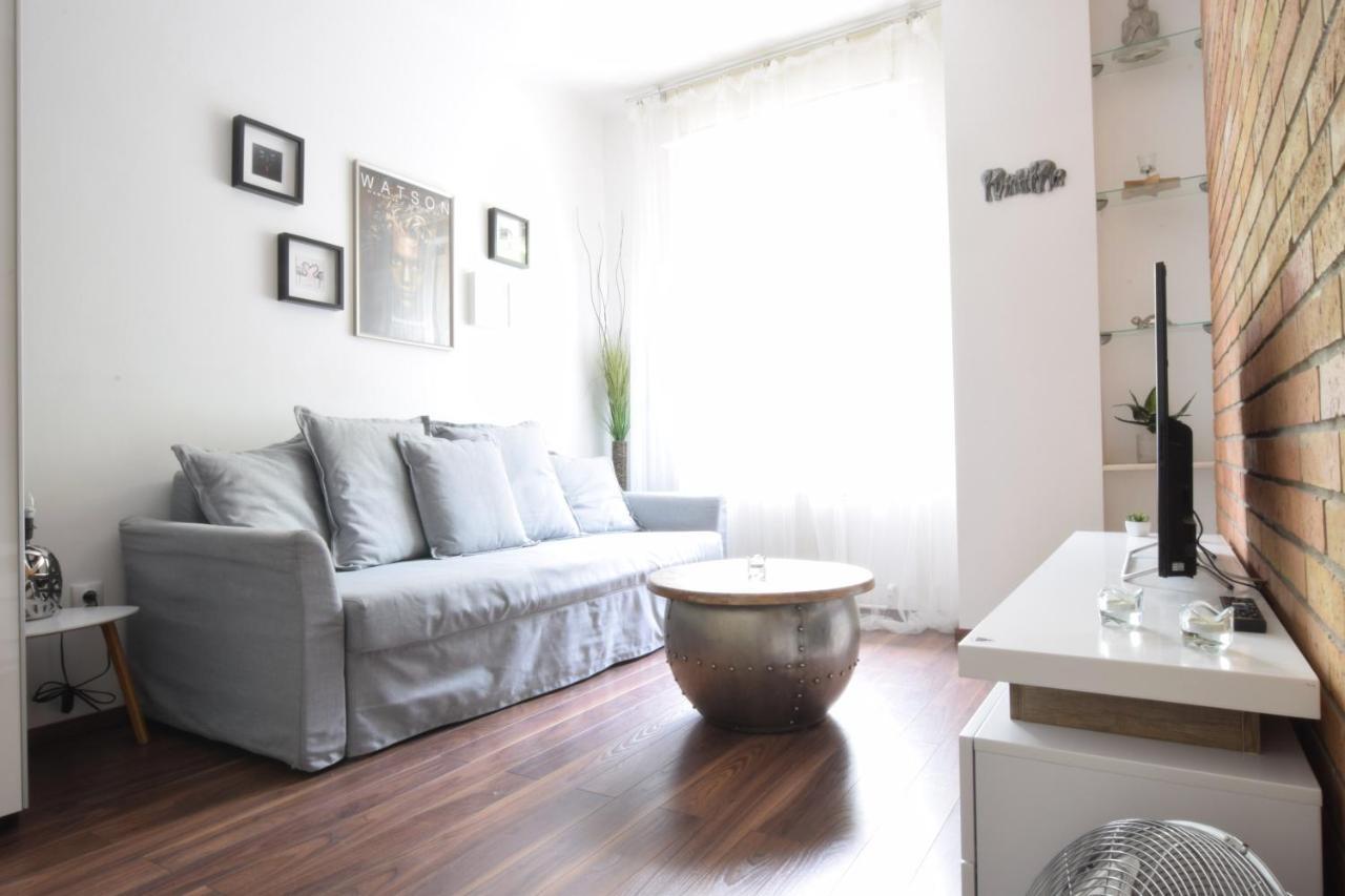 Standard Apartment By Hi5 - Nagymezo 11 Boedapest Buitenkant foto